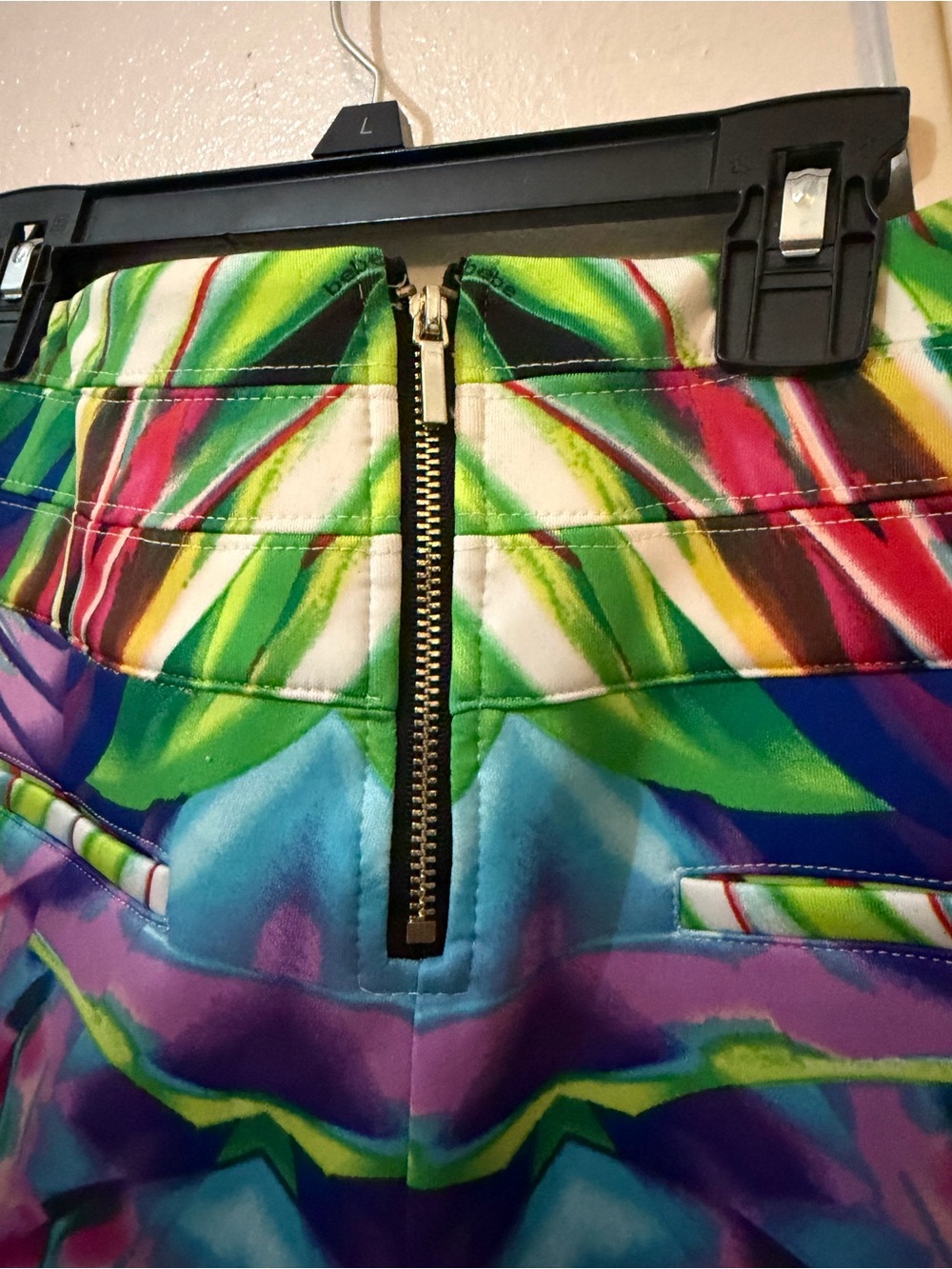 bebe Multicolor Geometric Bike Shorts with Zipper Pockets - Picture 5 of 5